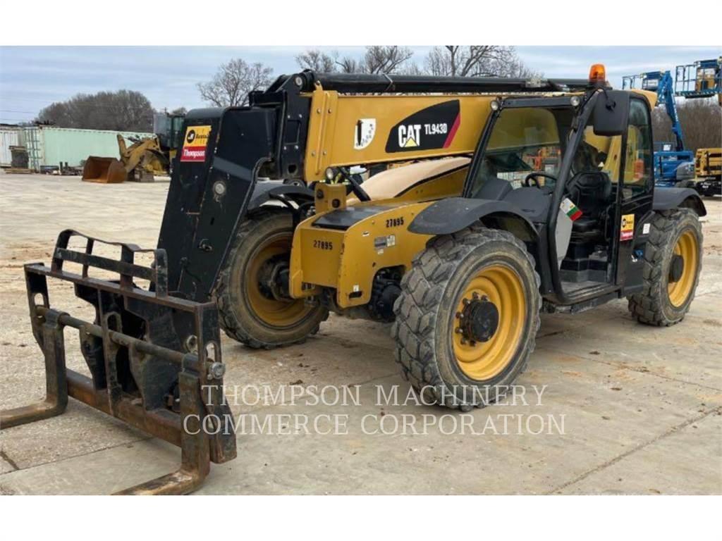 CAT TL943D 伸縮臂操作車
