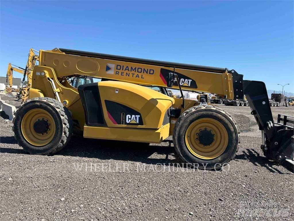 CAT TL943D CB 伸縮臂操作車