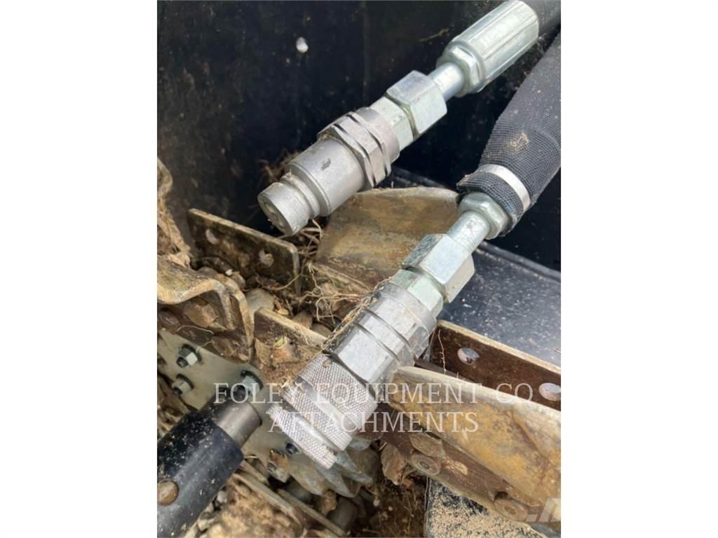 CAT TNSST1096M 滑移轉向裝載機