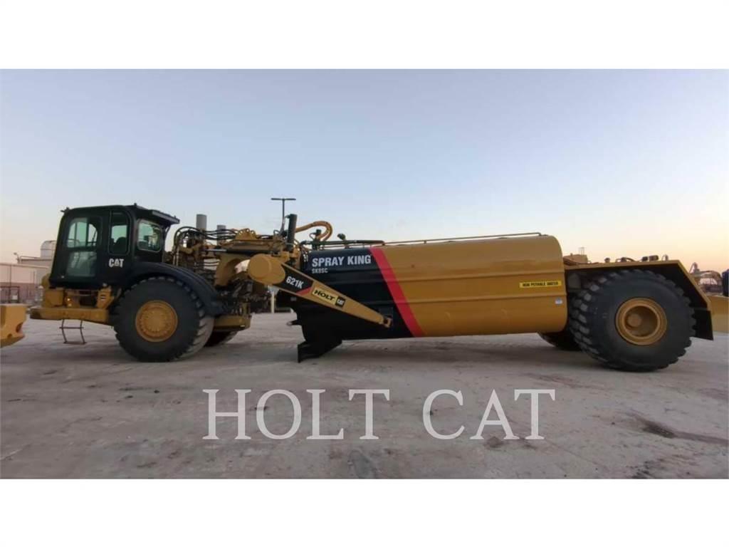 CAT W00 621K 刮土機