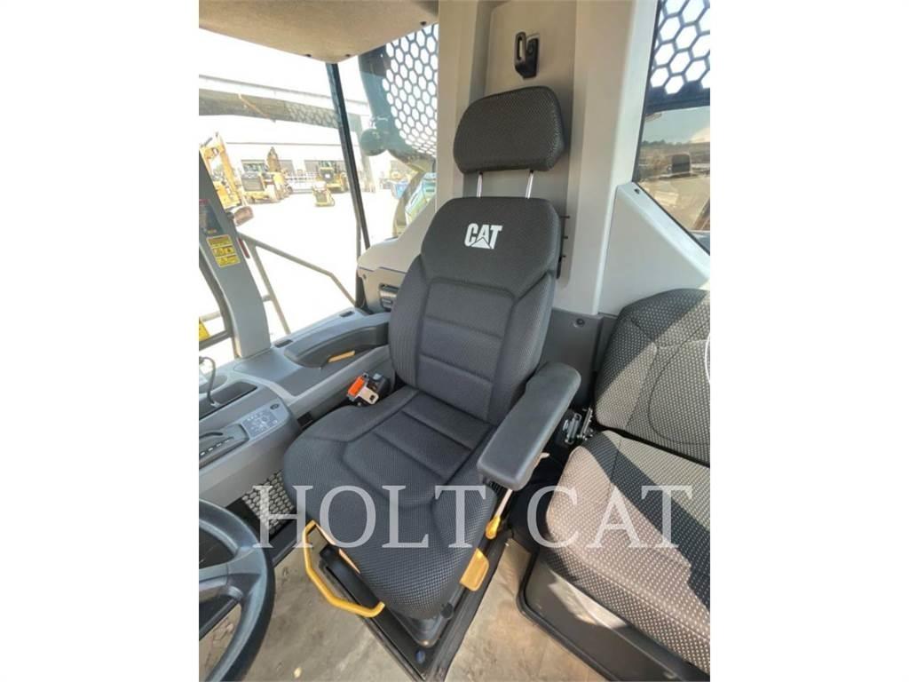 CAT W00 725 運油車