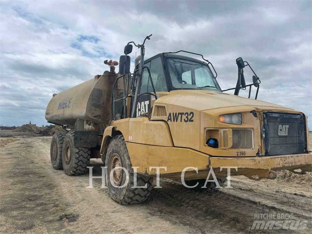 CAT W00 730C 鉸接式起吊車