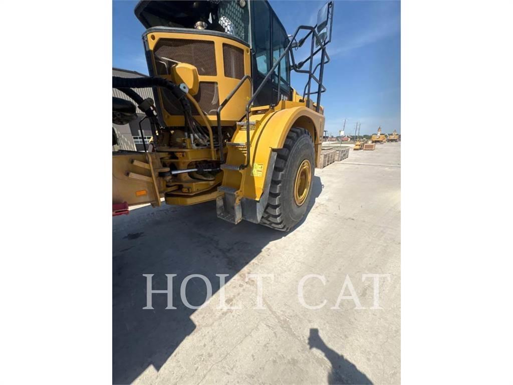 CAT W00 740GC 運油車