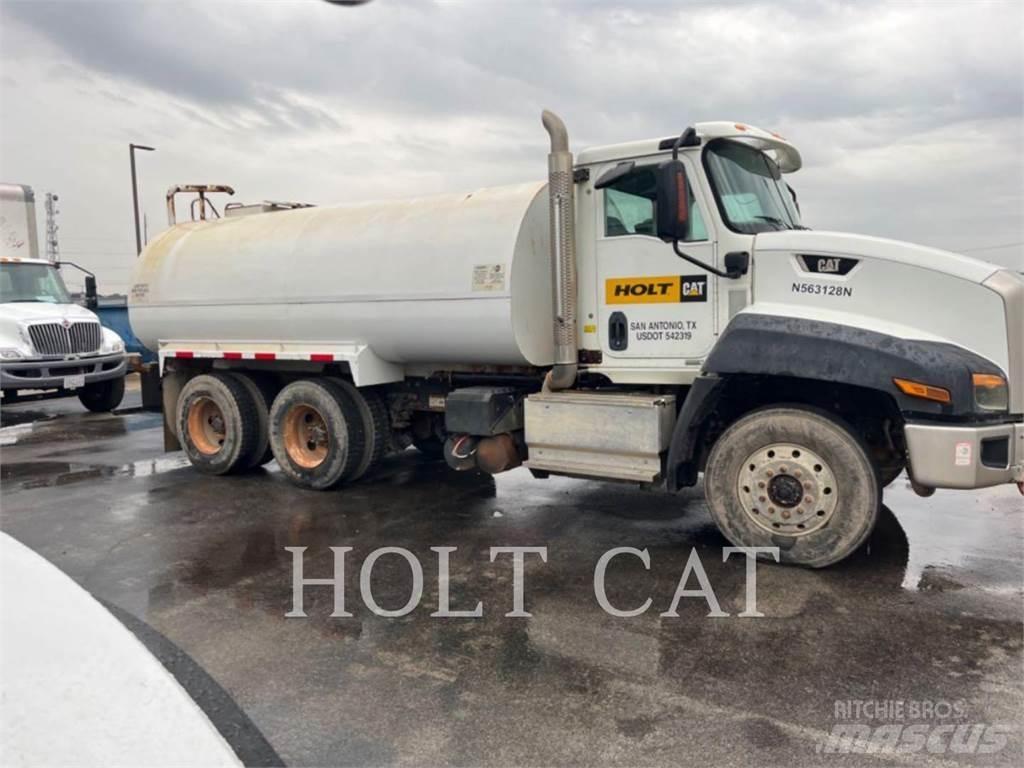 CAT WATER 4000 運油車