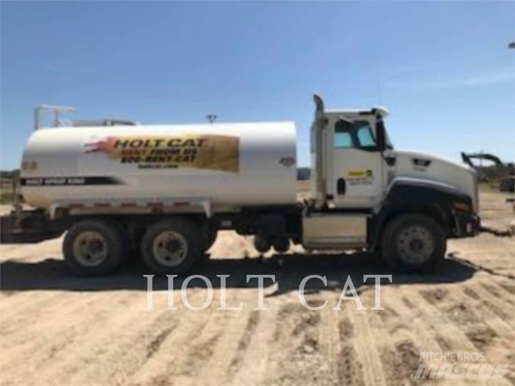 CAT WATER 4000 運油車