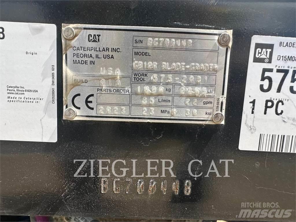 CAT WT-SSL 滑移轉向裝載機