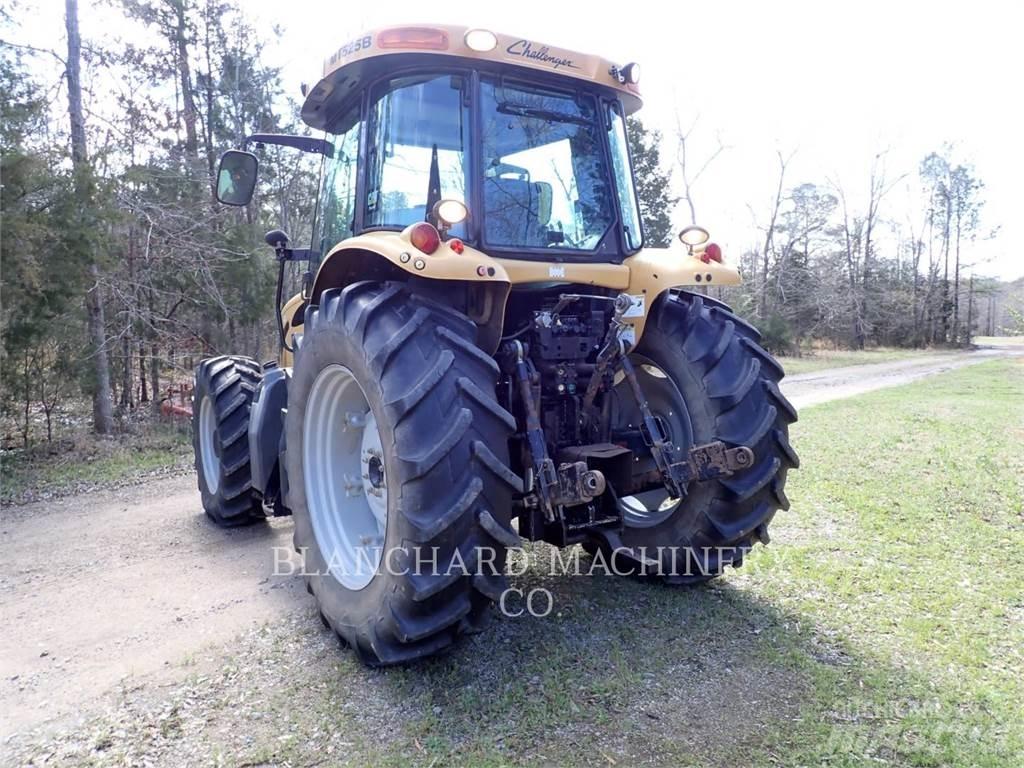Challenger MT525B 曳引機