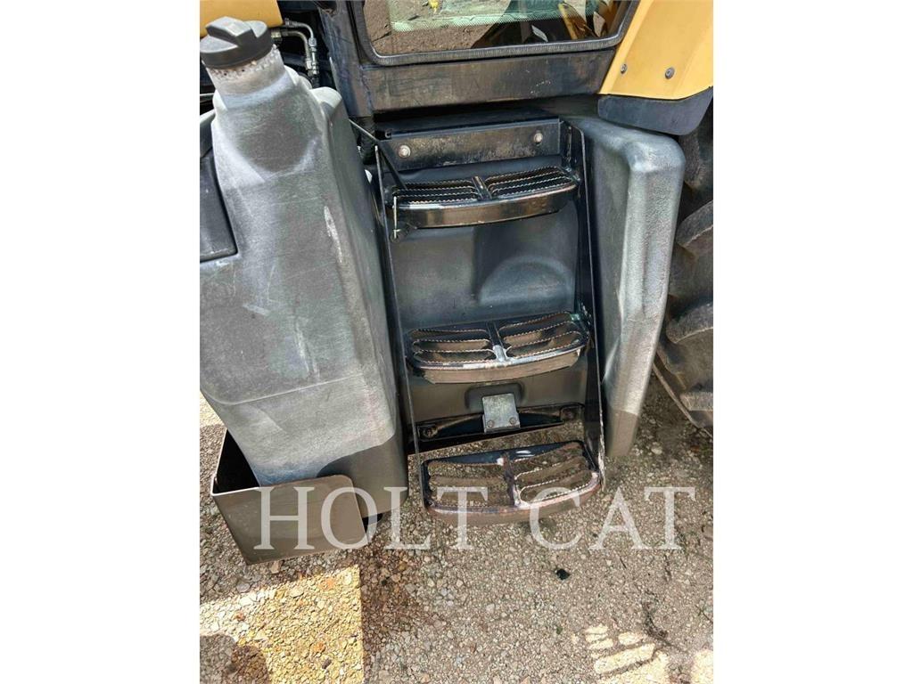 Challenger MT535B 曳引機