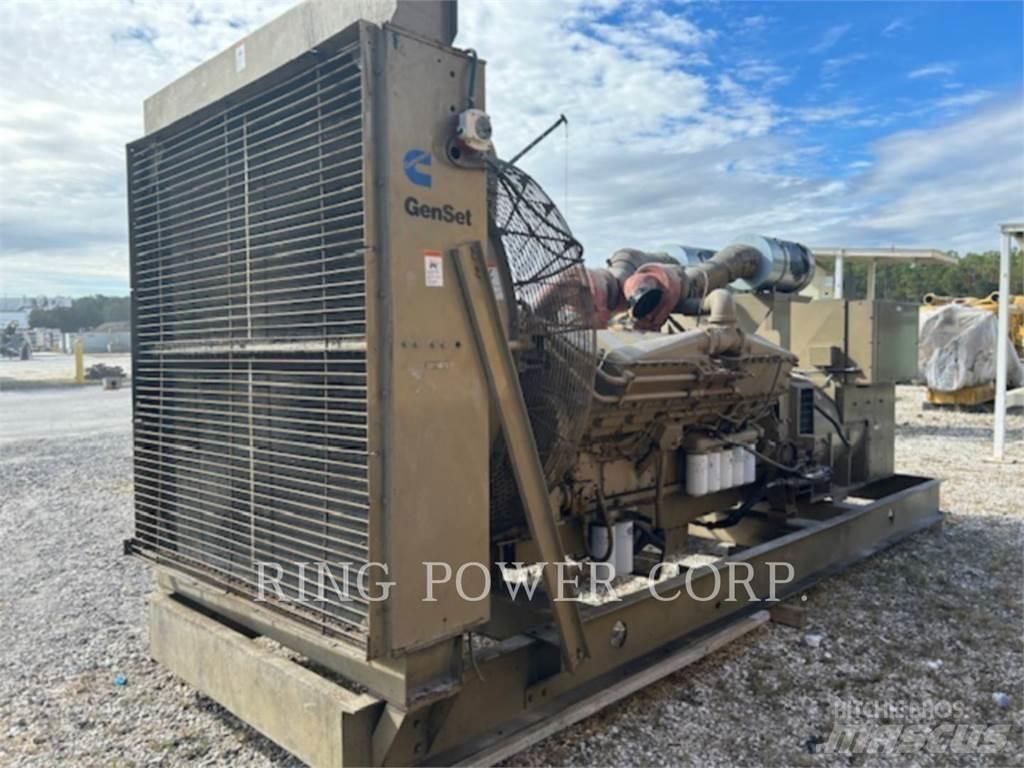 Cummins KTA50-G3 柴油發電機