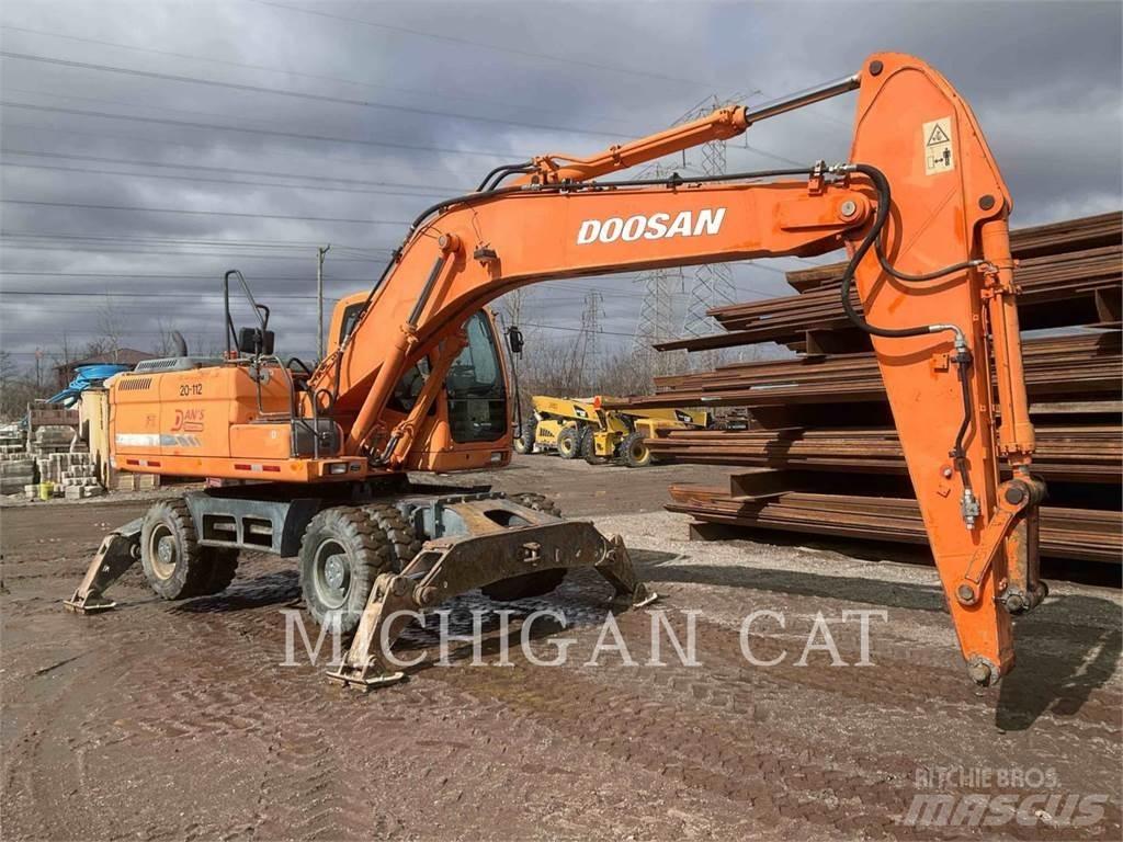 Doosan DX210W 旋轉式挖土機/掘鑿機/挖掘機