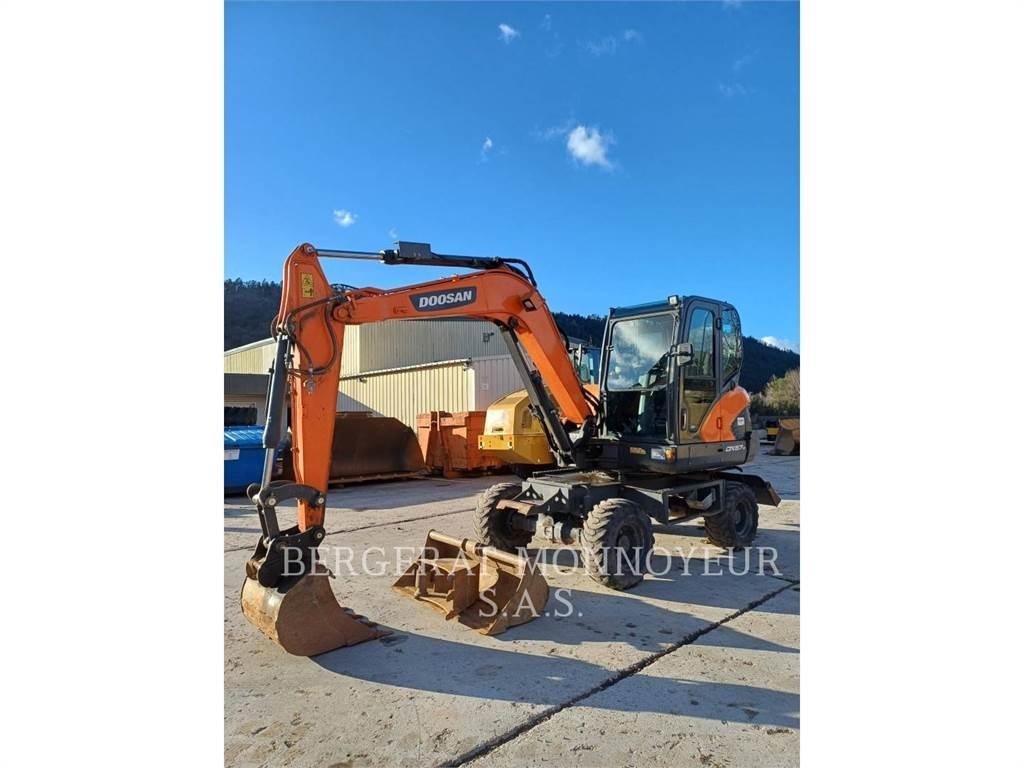 Doosan DX57W-7 旋轉式挖土機/掘鑿機/挖掘機