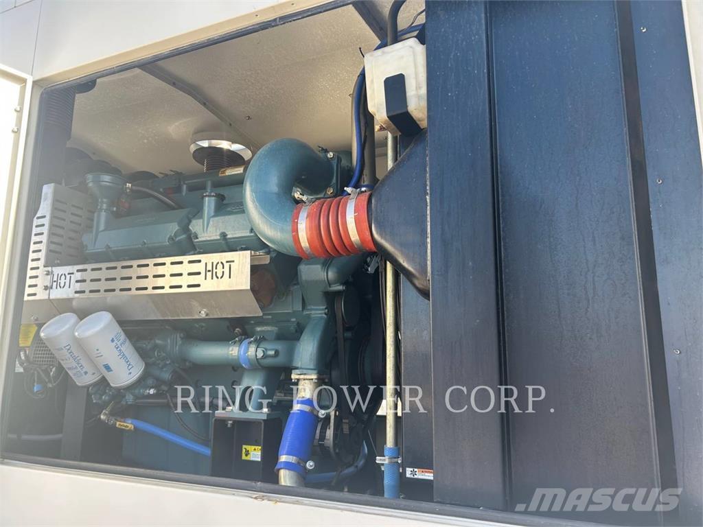 Doosan P180FE 工業發動機