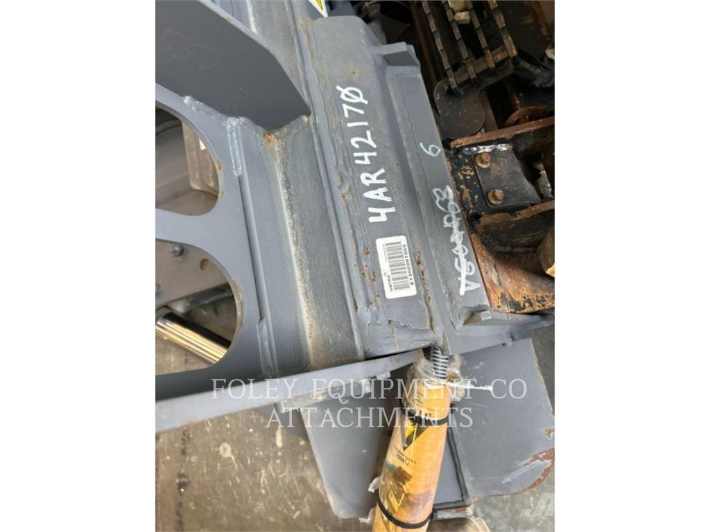 Dymax TSHSSL16D 滑移轉向裝載機