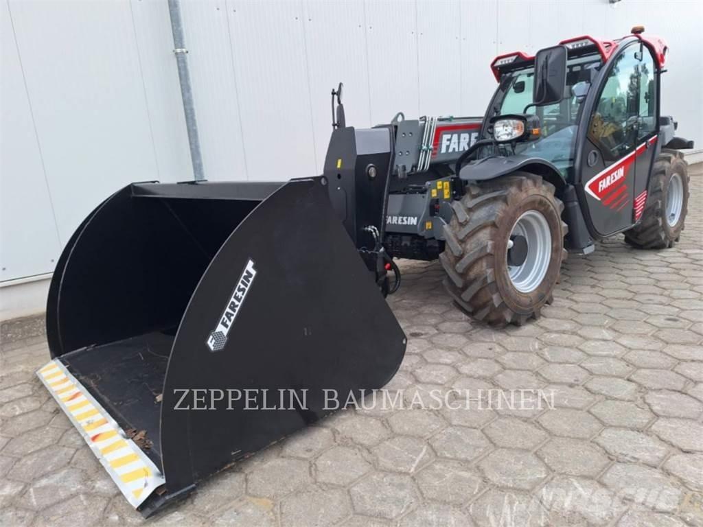 Faresin 7.32 伸縮臂操作車
