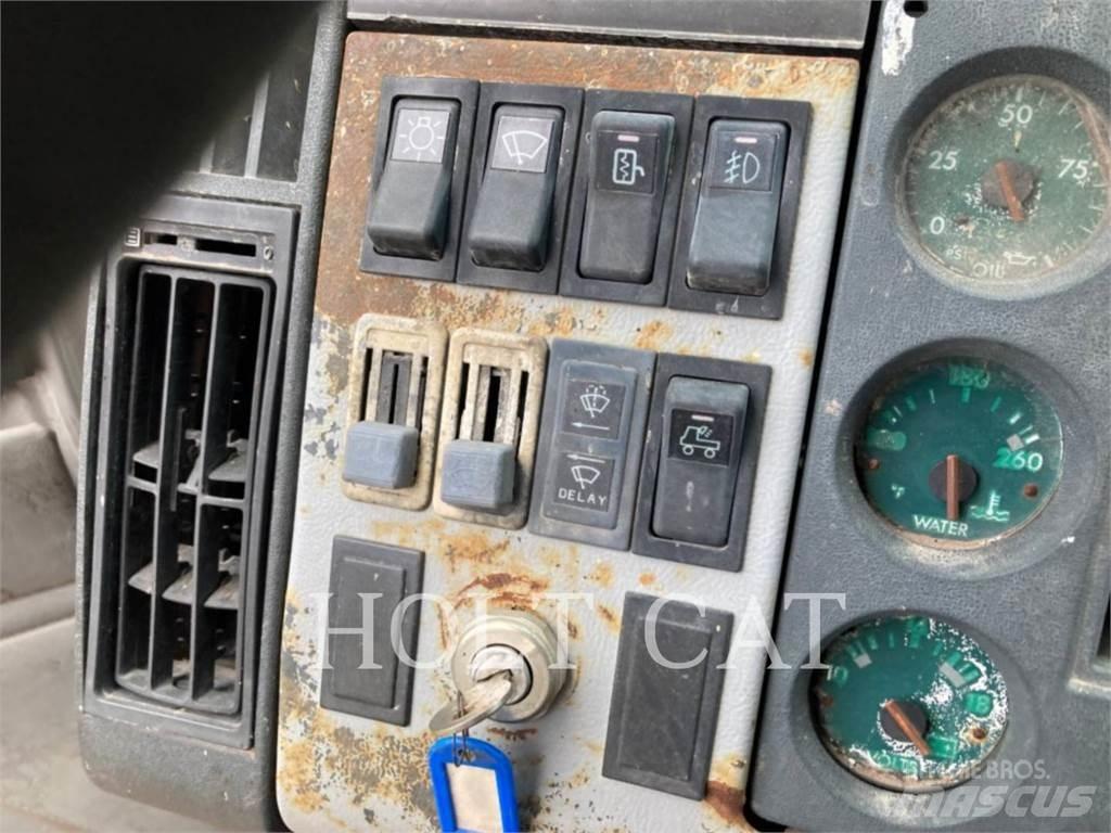 Freightliner F701 其他貨車