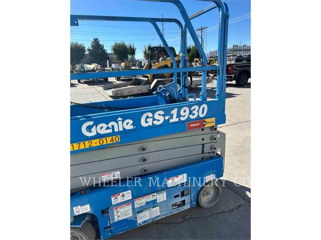 Genie GS1930 剪式升降機