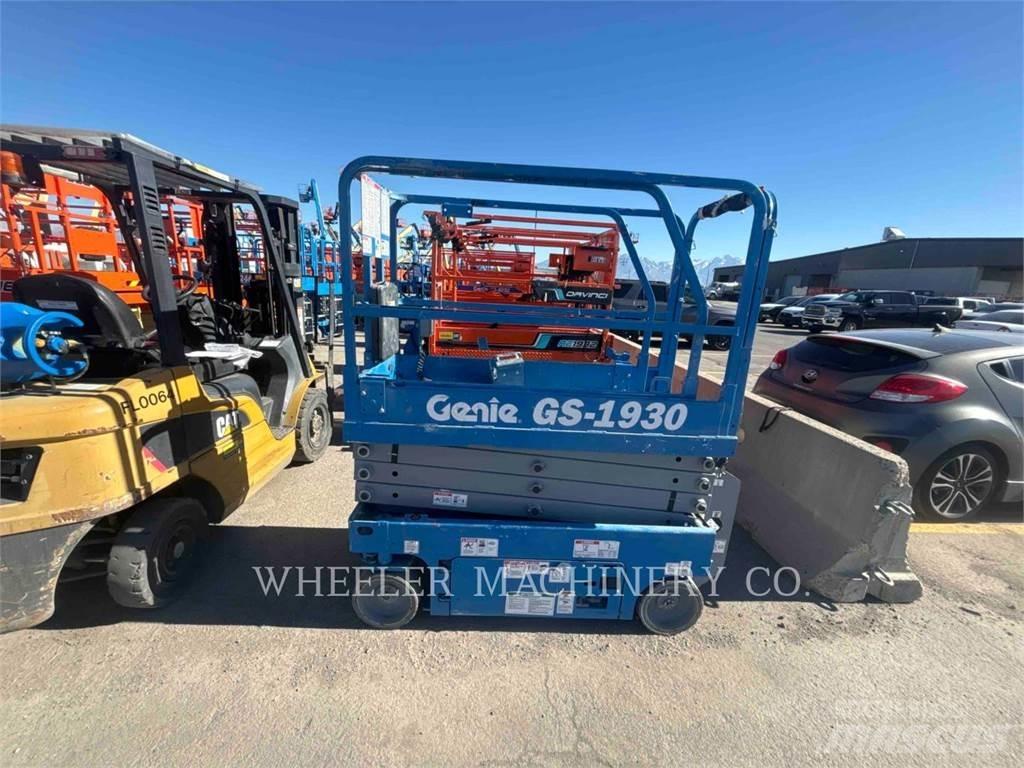 Genie GS1930 剪式升降機