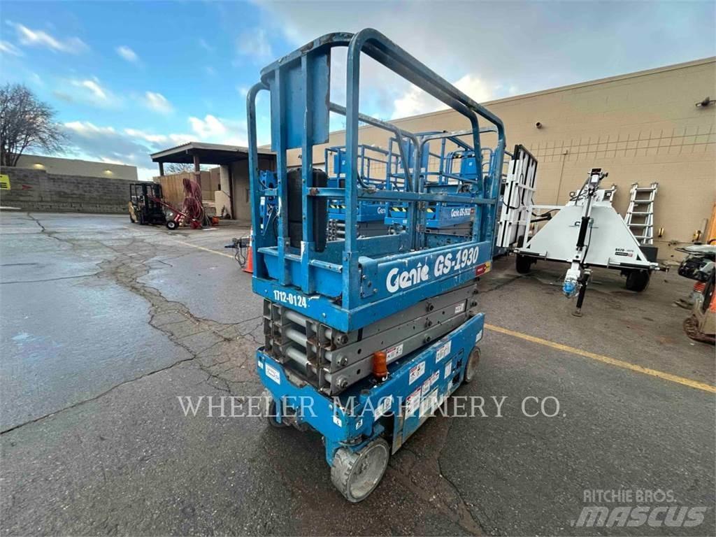 Genie GS1930 剪式升降機