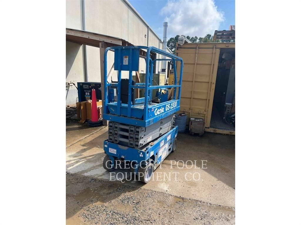 Genie GS1930 剪式升降機