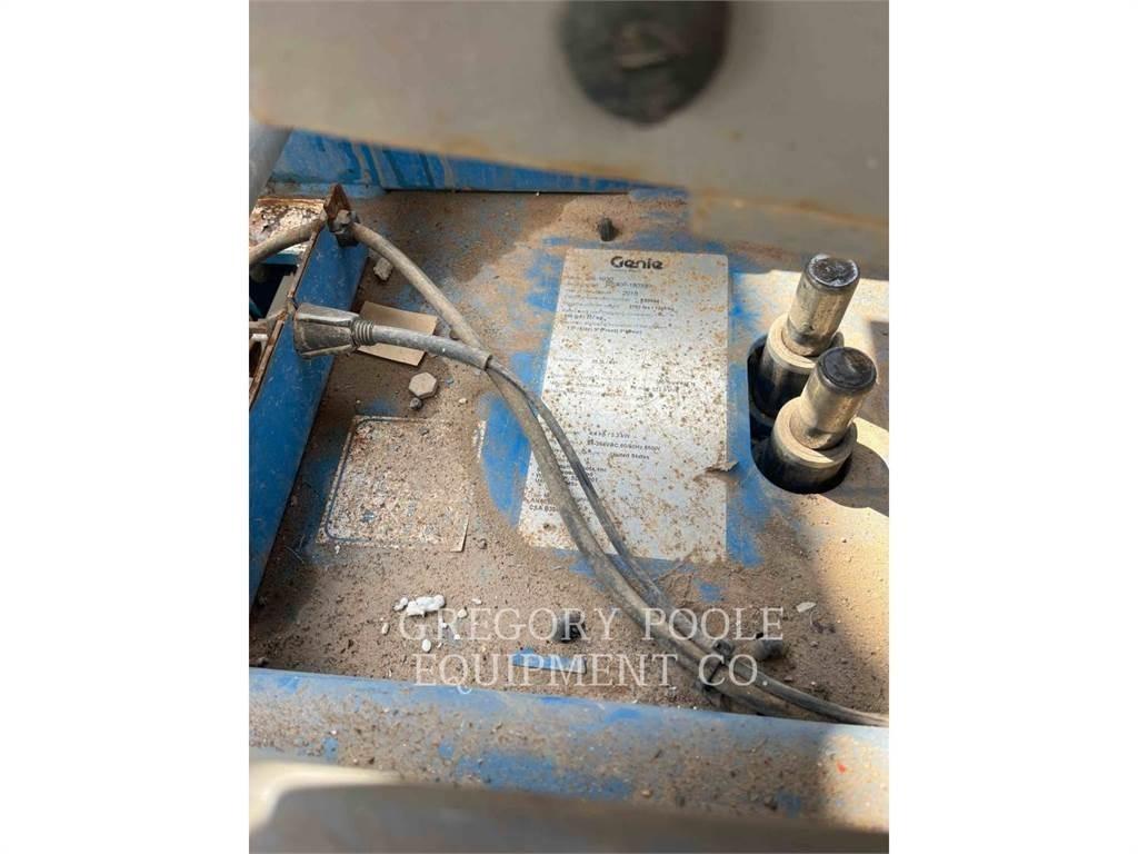 Genie GS1930 剪式升降機