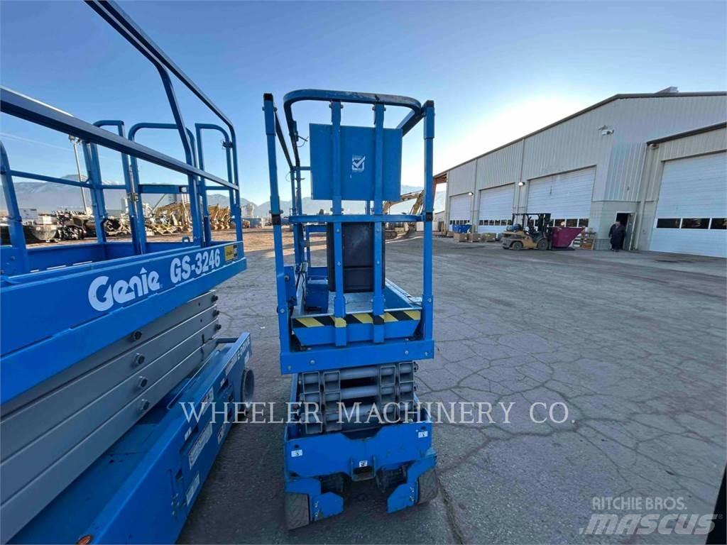 Genie GS1932 剪式升降機