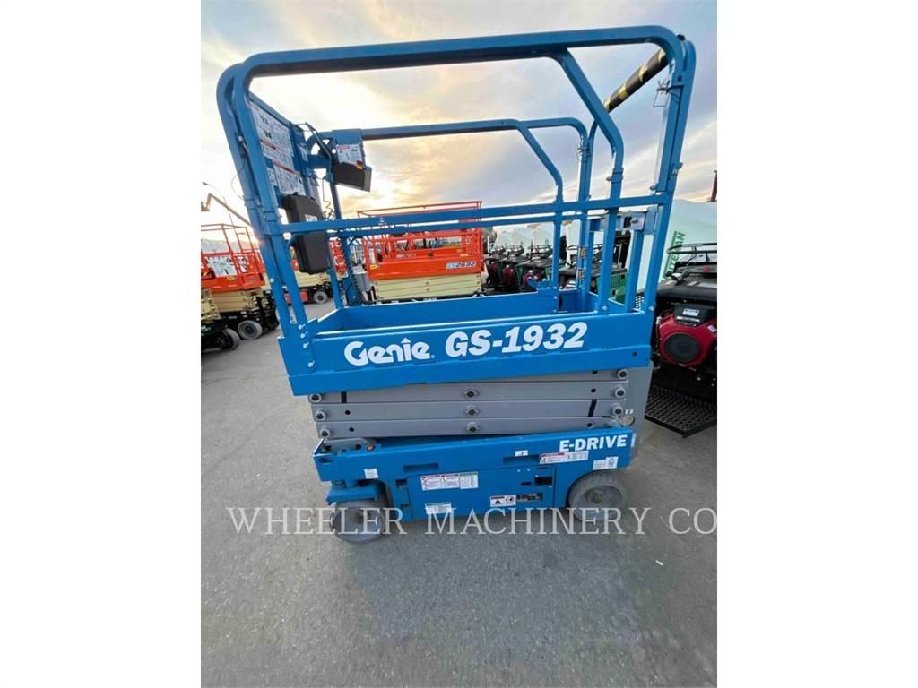 Genie GS1932 剪式升降機
