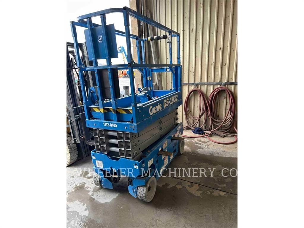 Genie GS1932 剪式升降機