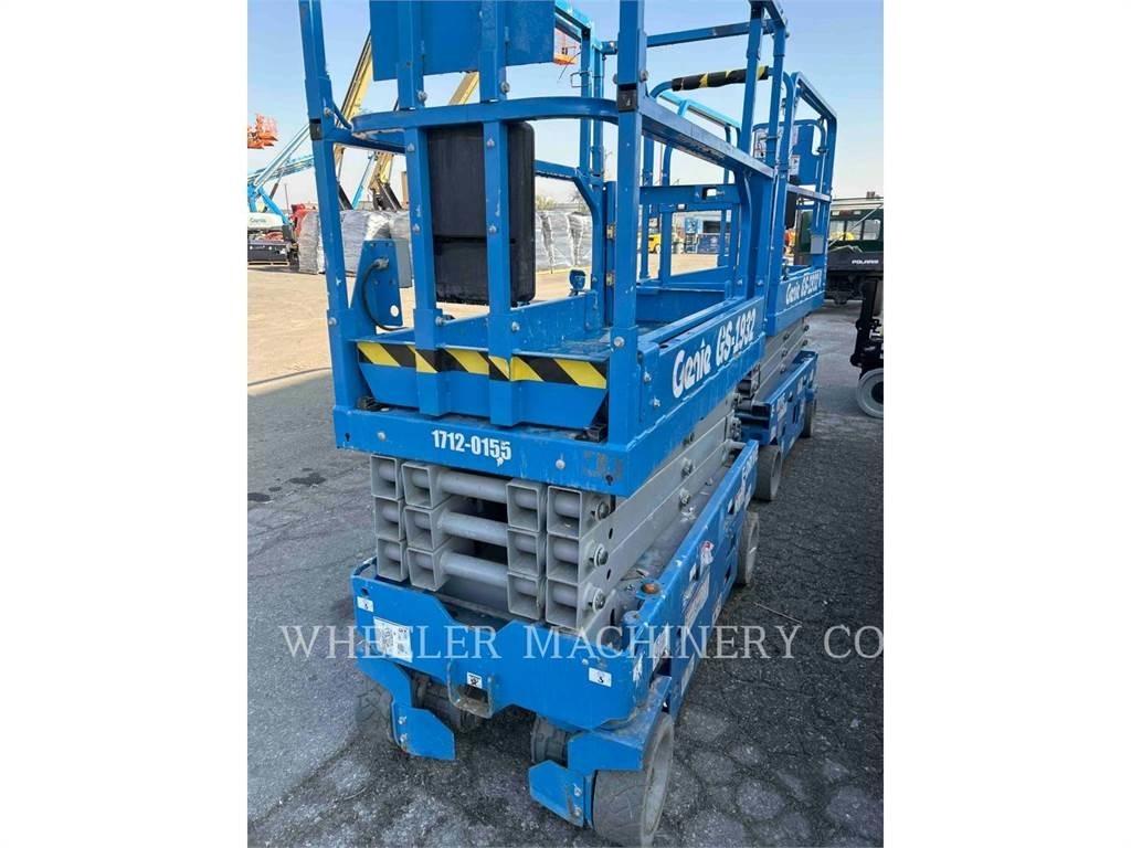 Genie GS1932 剪式升降機