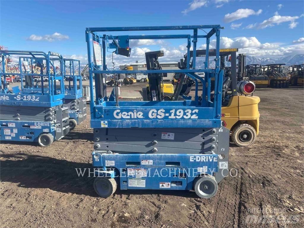 Genie GS1932 剪式升降機