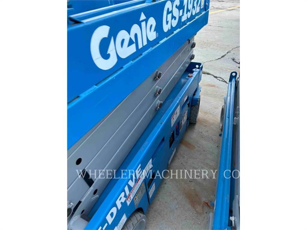 Genie GS1932 剪式升降機