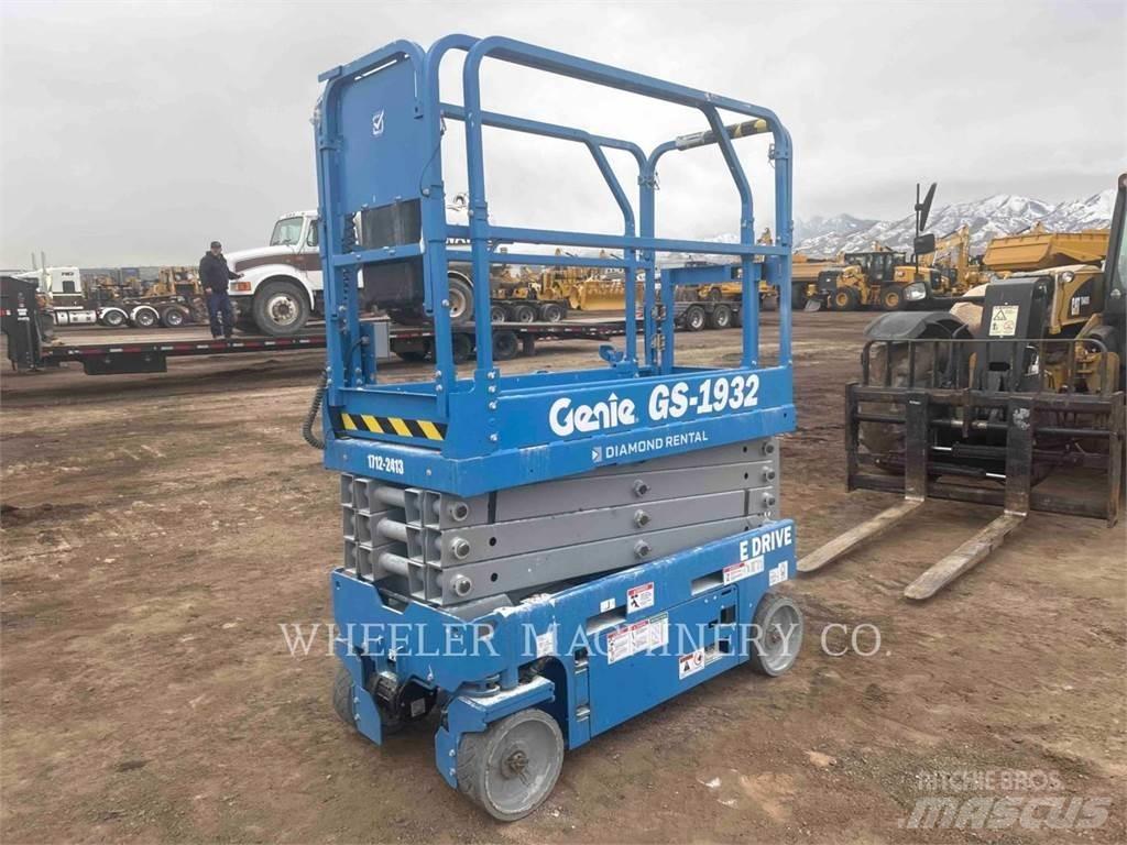 Genie GS1932 剪式升降機