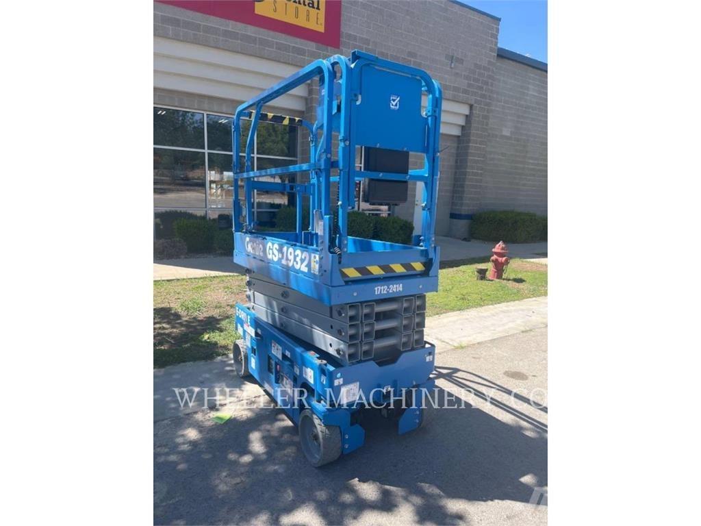 Genie GS1932 剪式升降機