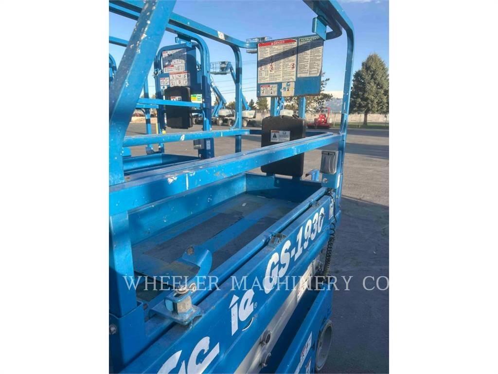 Genie GS1932 剪式升降機