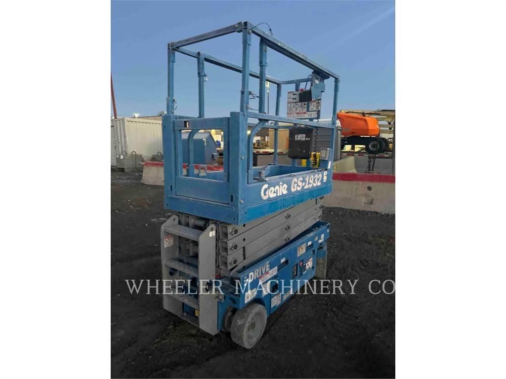 Genie GS1932 剪式升降機