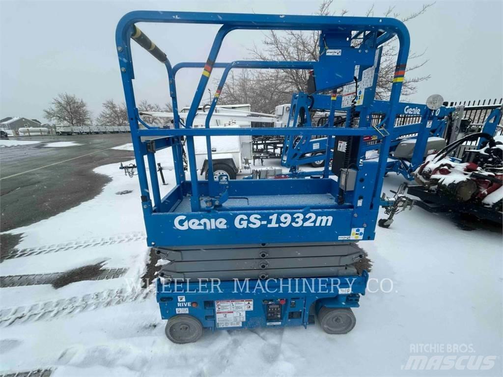 Genie GS1932M 剪式升降機
