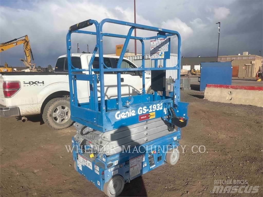 Genie GS1932M 剪式升降機