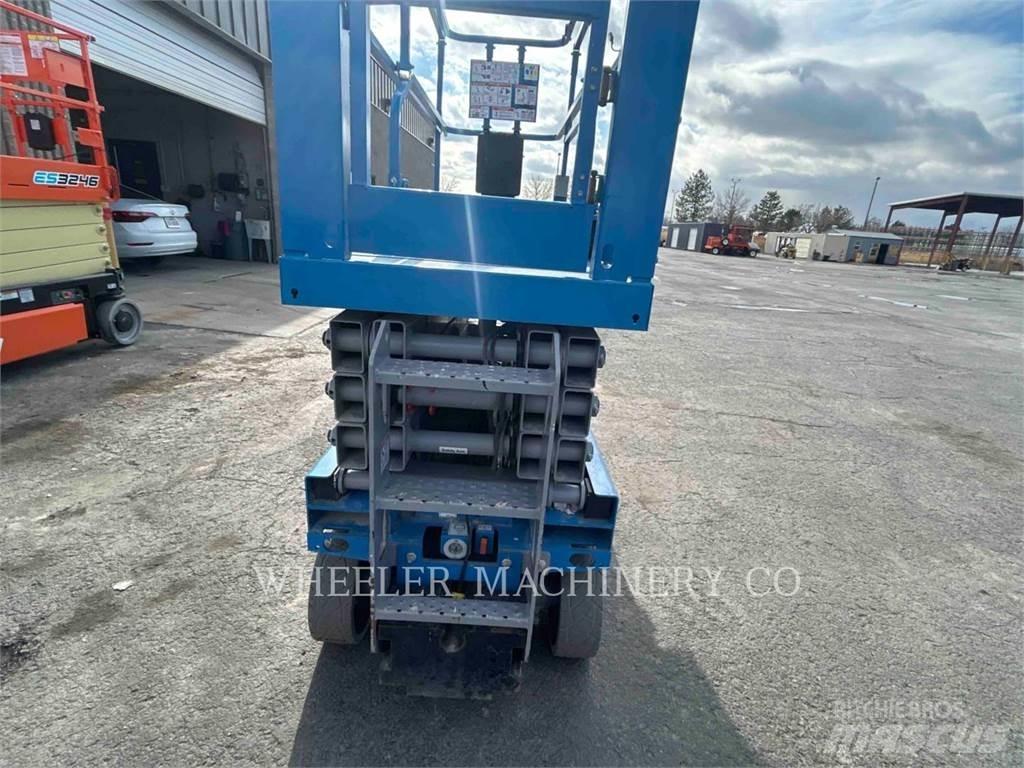 Genie GS2632 剪式升降機