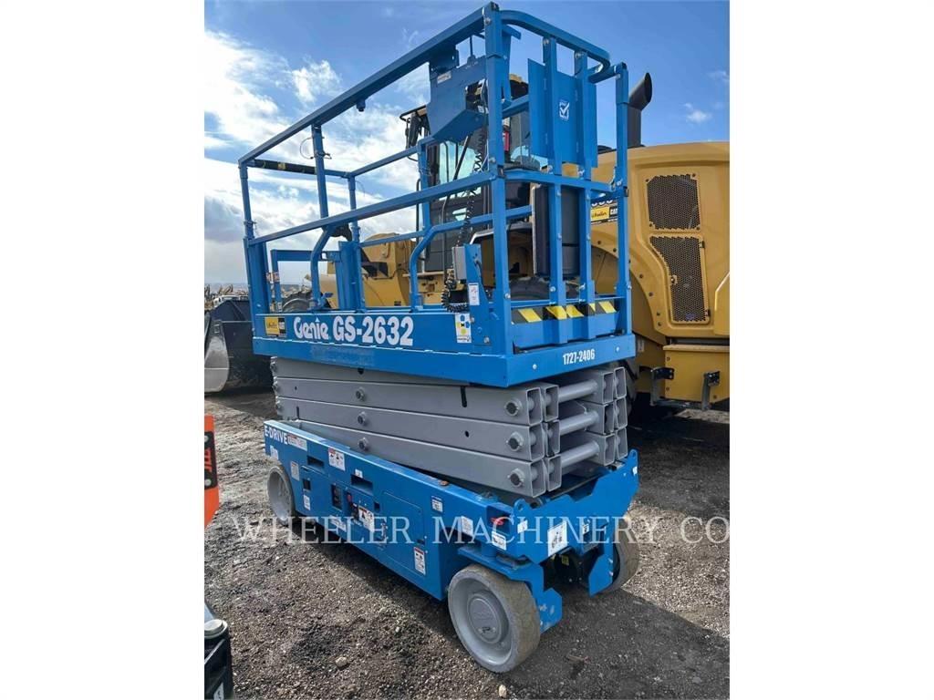 Genie GS2632 剪式升降機