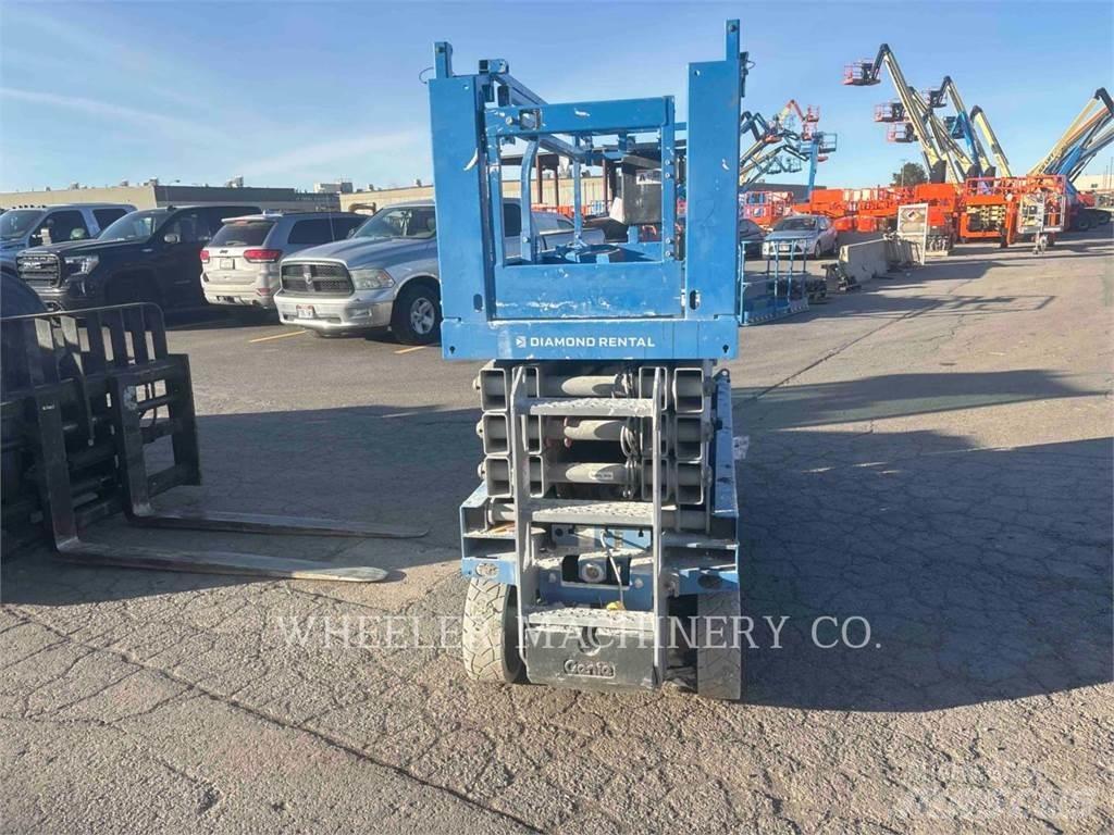 Genie GS2632 剪式升降機