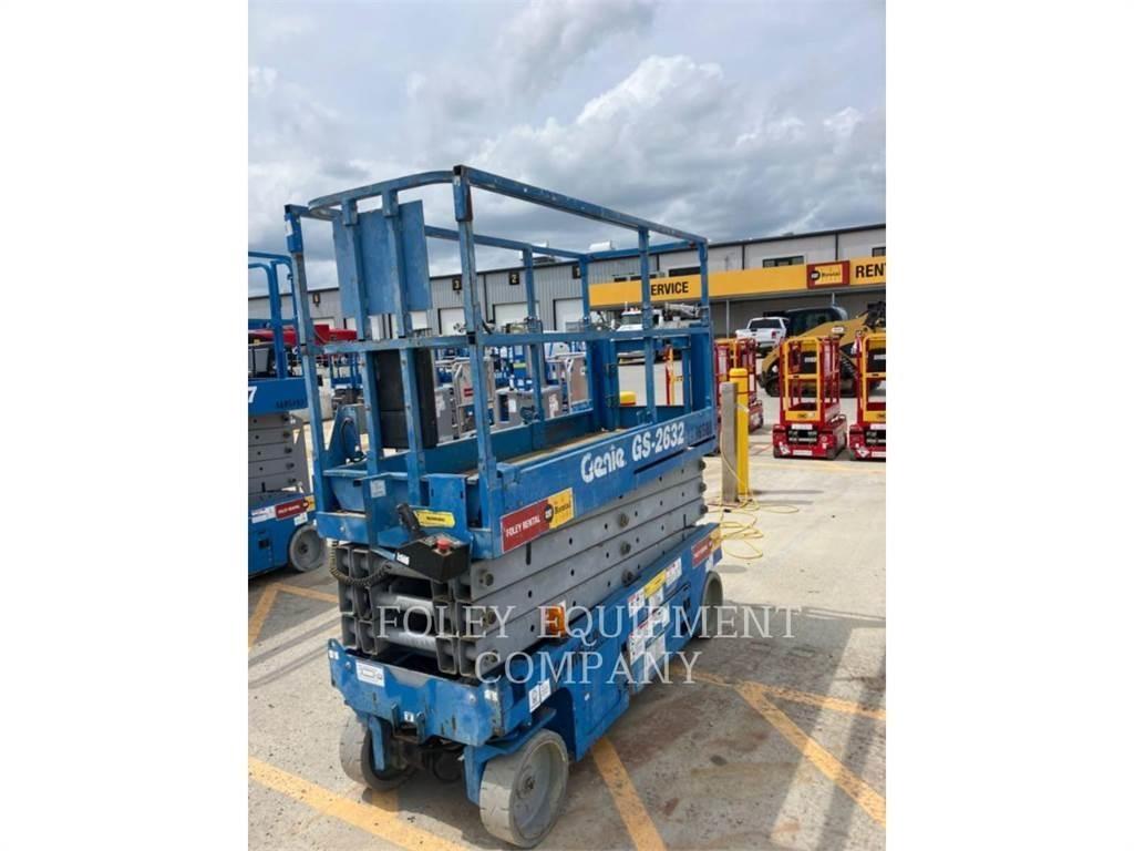 Genie GS2632 剪式升降機