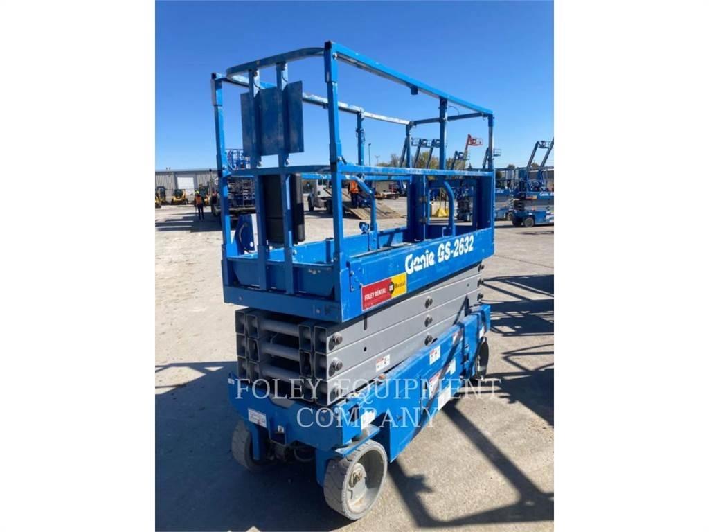 Genie GS2632 剪式升降機