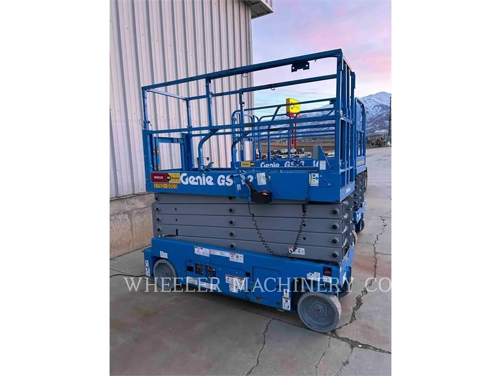 Genie GS3232 剪式升降機
