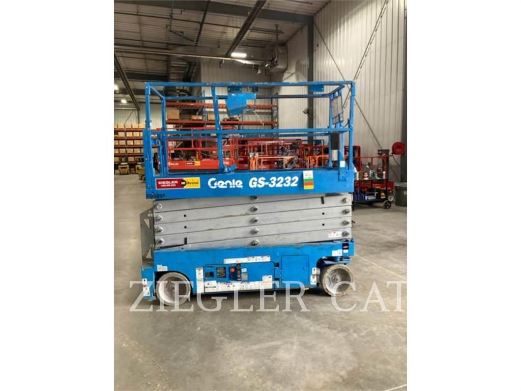 Genie GS3232 剪式升降機