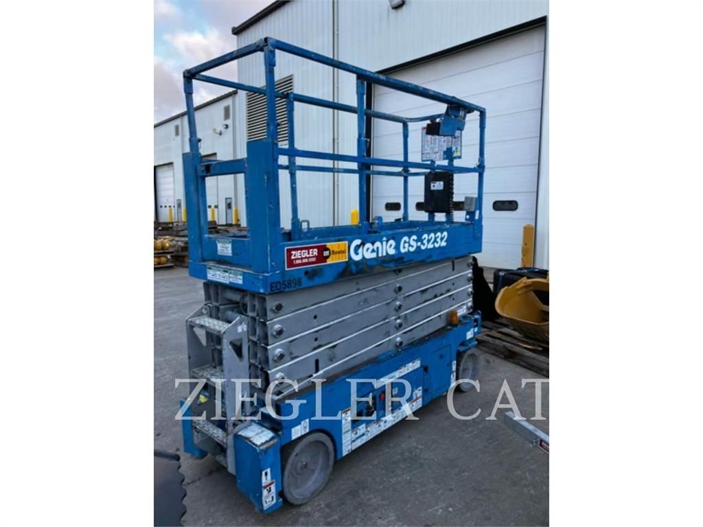 Genie GS3232 剪式升降機