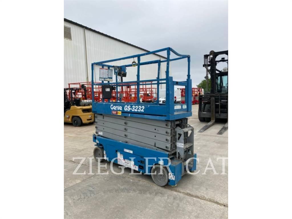 Genie GS3232 剪式升降機