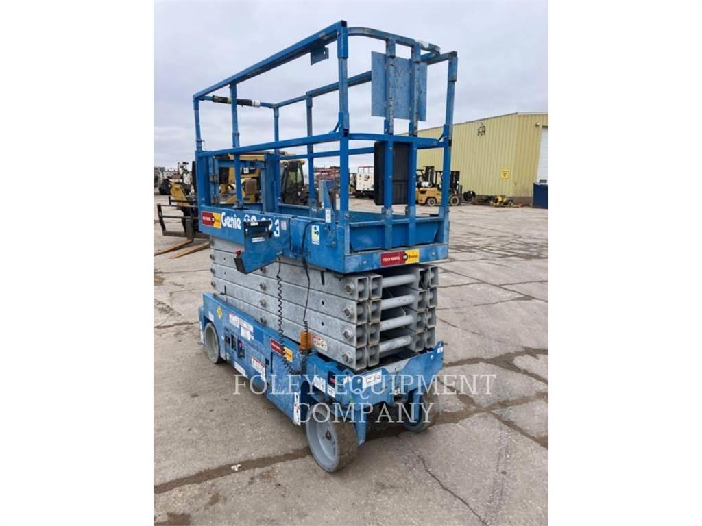 Genie GS3232EEO 剪式升降機