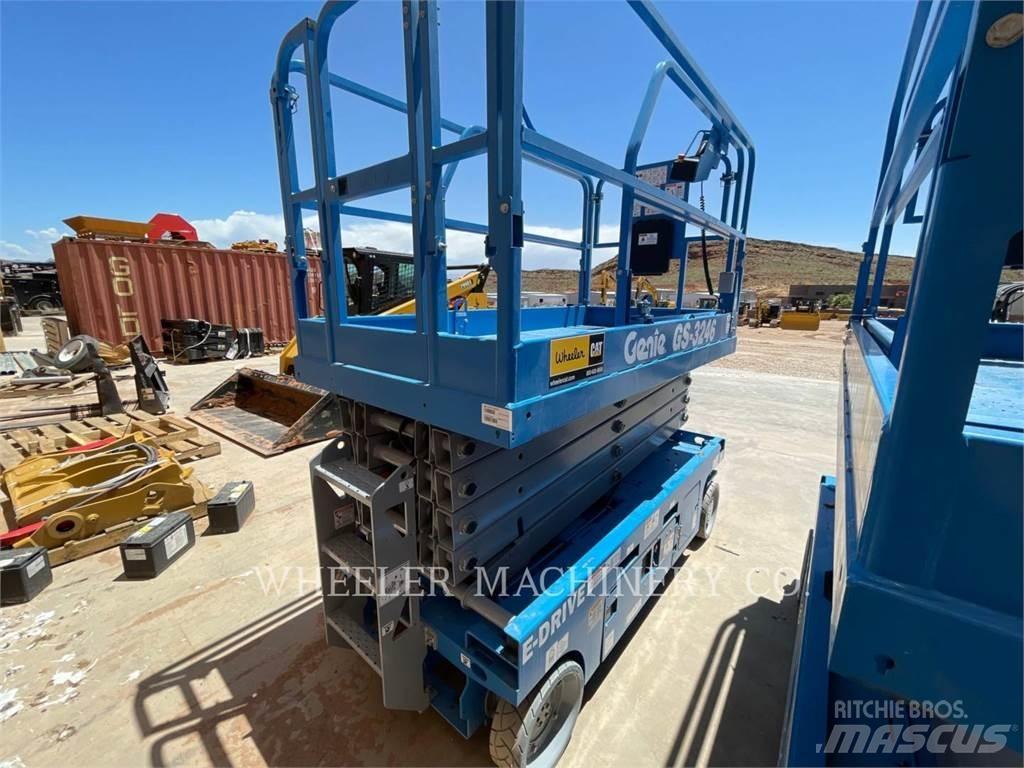Genie GS3246 剪式升降機