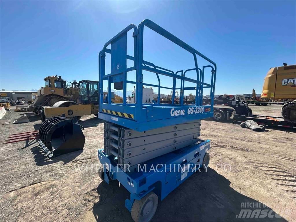 Genie GS3246 剪式升降機