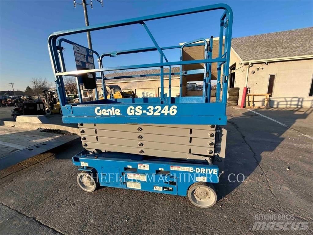 Genie GS3246 剪式升降機