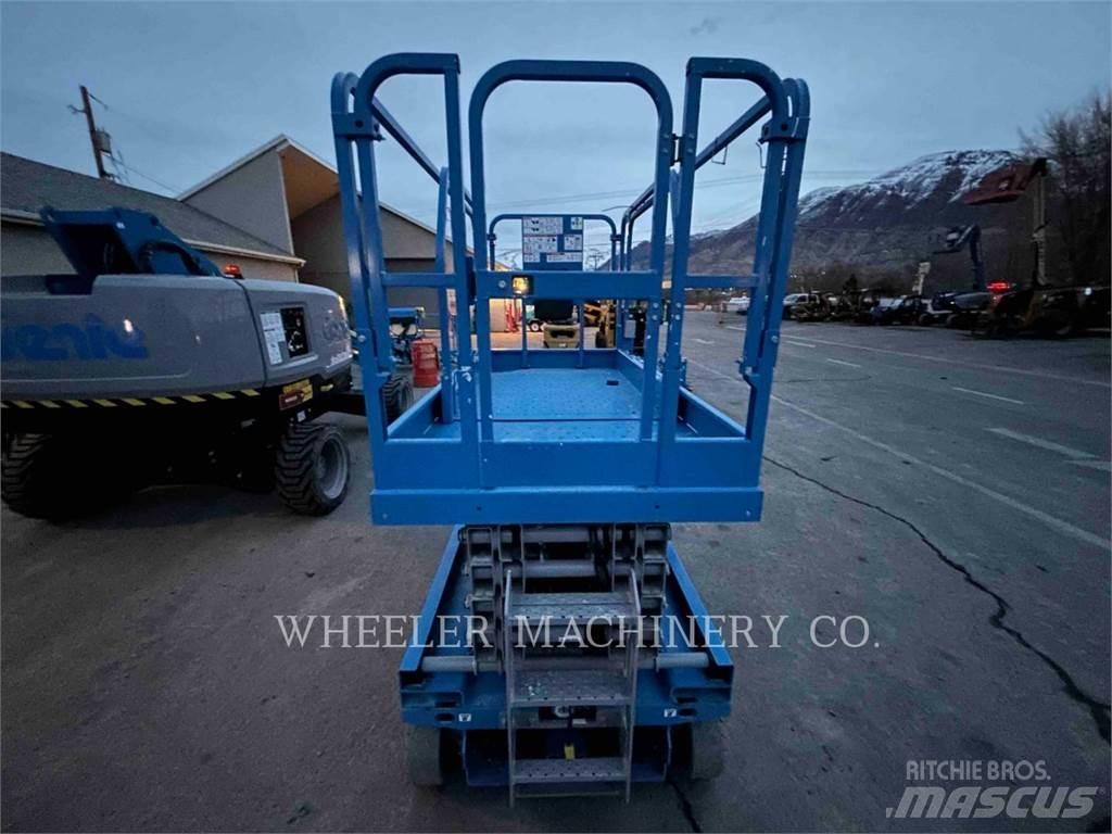Genie GS3246 剪式升降機